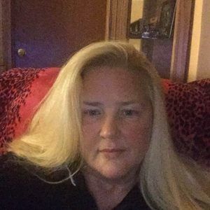 Meet your Posher, Renee